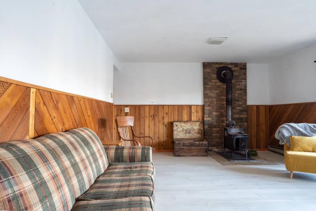 Lovely On The Waterfront Chalet Liberty