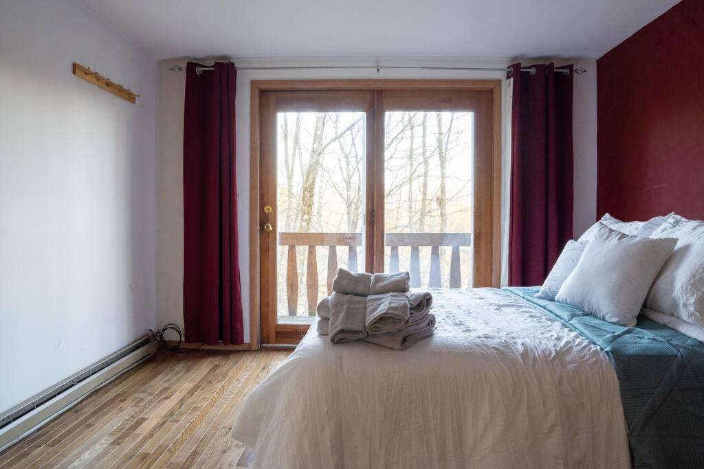 Lovely On The Waterfront Chalet *